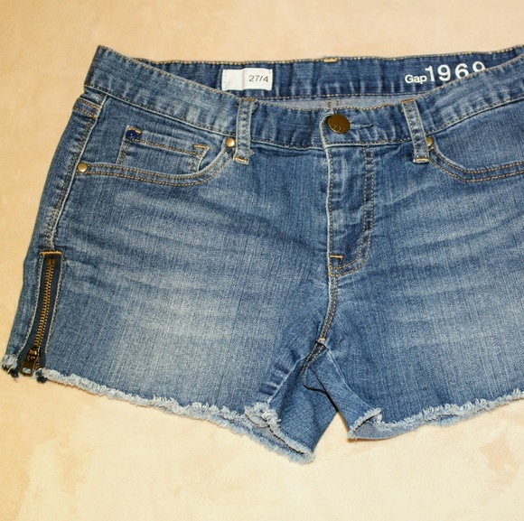 GAP Pants - Gap denim shorts